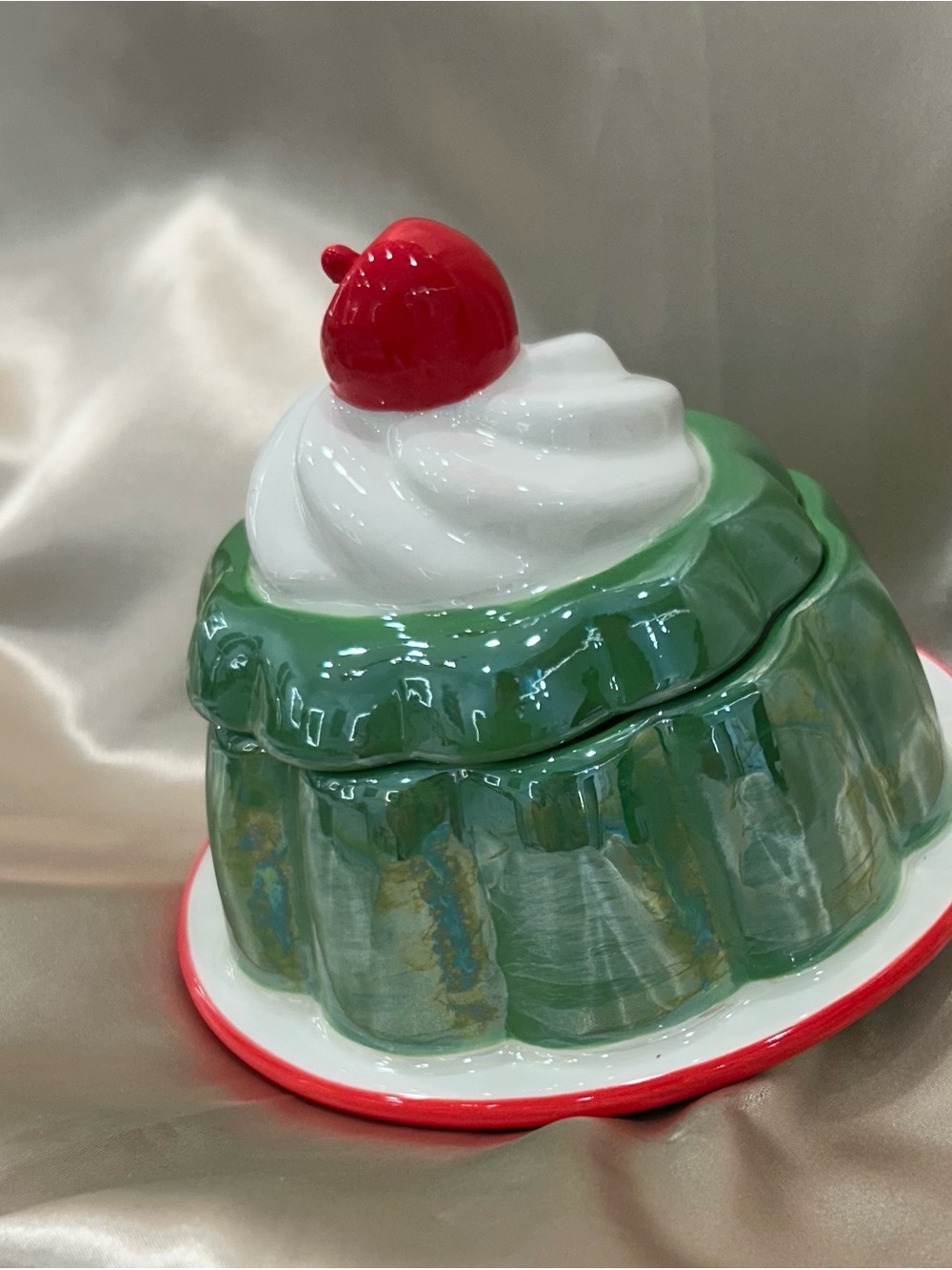 Urban Outfitters Green Ceramic Jello Mold Jar candle